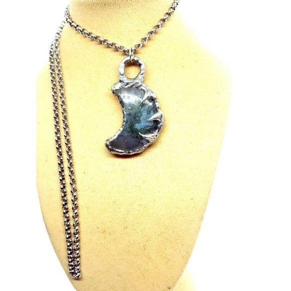 Moss agate moon crystal Necklace handmade crescent moon gothic metalwork - Picture 7 of 12